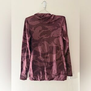 The North Face Gorpcore Outdoor Camo Long Tunic Hoodie Base Layer in Plum Medium